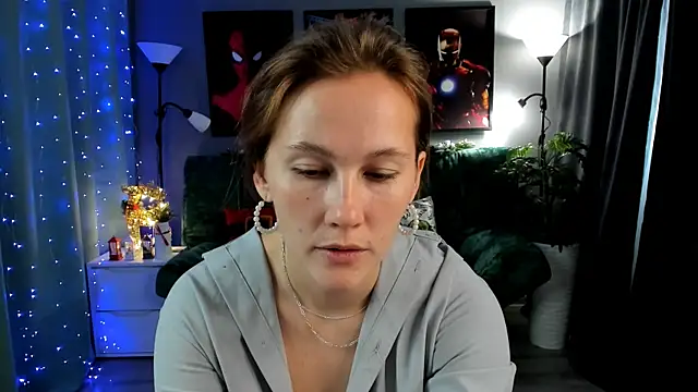 Snapshot of MichelleOrtis chatting on December 15, 6:41 am MichelleOrtis online show from December 15, 6:41 am