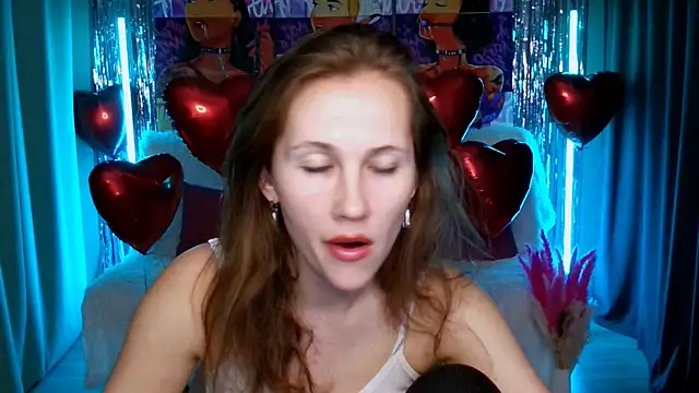 Snapshot of MichelleOrtis chatting on February 16, 2:10 pm MichelleOrtis online show from February 16, 2:10 pm