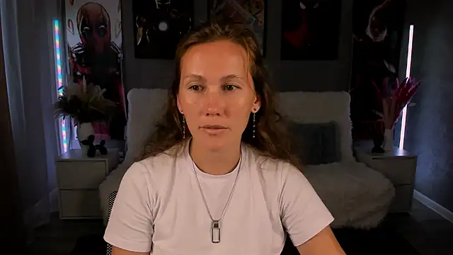 Snapshot of MichelleOrtis chatting on September 18, 12:30 pm MichelleOrtis online show from September 18, 12:30 pm