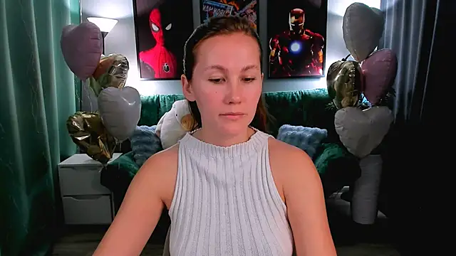 Snapshot of MichelleOrtis chatting on February 18, 6:44 am MichelleOrtis online show from February 18, 6:44 am