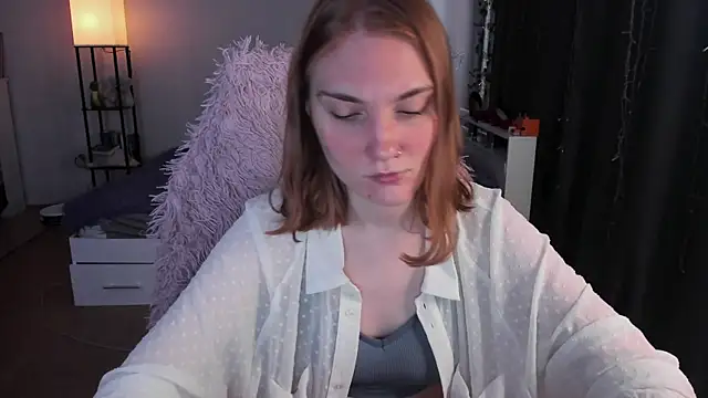 ReddHotPipper online show from April 7, 3:52 am