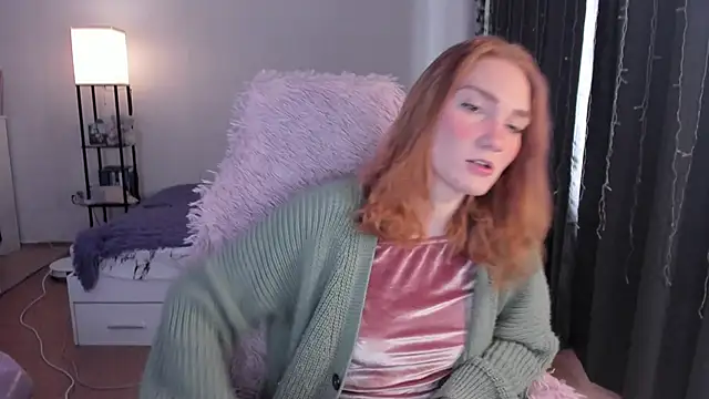 ReddHotPipper online show from March 3, 3:35 am