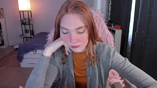 ReddHotPipper online show from February 27, 3:51 am