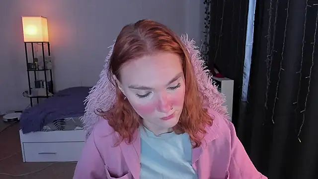 ReddHotPipper online show from January 14, 3:21 am