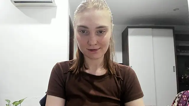 Snapshot of ReddHotPipper chatting on June 30, 4:51 pm ReddHotPipper online show from June 30, 4:51 pm
