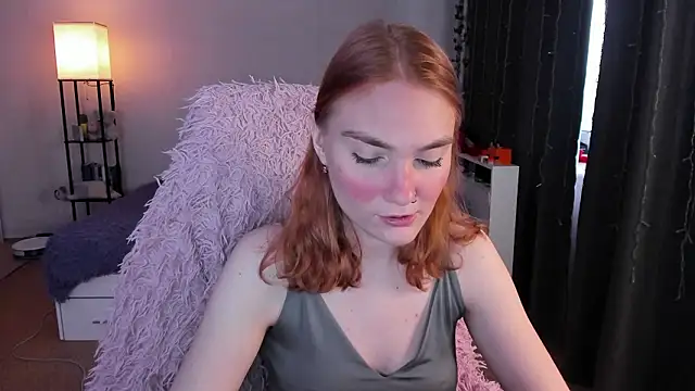 ReddHotPipper online show from February 11, 3:28 am