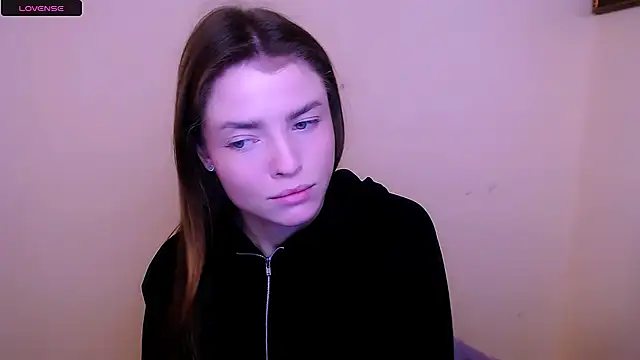 Snapshot of MissOliviaa_ chatting on January 30, 9:47 am MissOliviaa  online show from January 30, 9:47 am