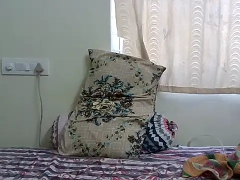 nick05inch online show from December 2, 6:15 am