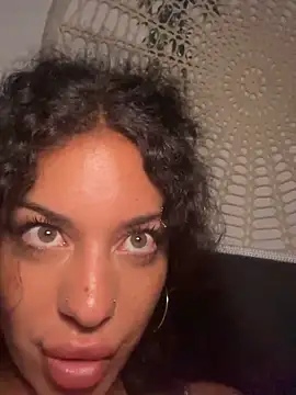 AlyssaHottv  online show from April 22, 10:05 pm