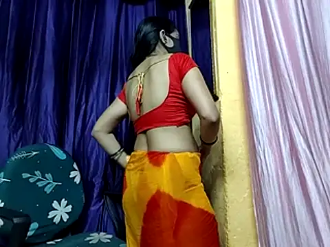 poojaxxx65 online show from March 10, 10:58 pm