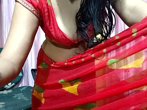 poojaxxx65 online show from December 19, 11:51 pm