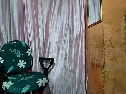 poojaxxx65 online show from September 18, 10:57 pm