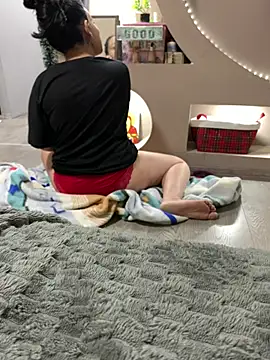 lora19922 online show from January 8, 9:54 pm