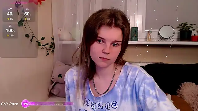 Snapshot of Moona_xx chatting on September 17, 9:39 pm Moona xx online show from September 17, 9:39 pm