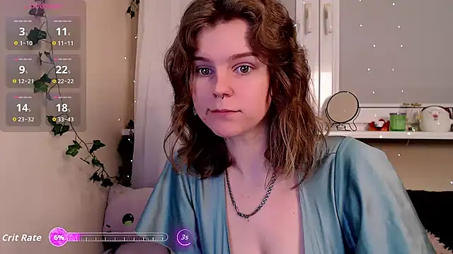 Snapshot of Moona_xx chatting on December 5, 8:39 pm Moona xx online show from December 5, 8:39 pm