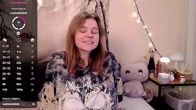 Snapshot of Moona_xx chatting on January 19, 9:34 pm Moona xx online show from January 19, 9:34 pm