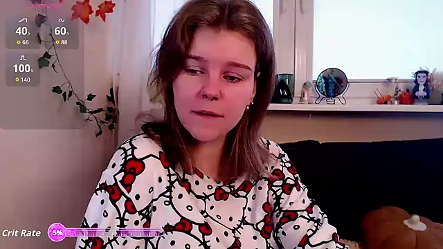 Snapshot of Moona_xx chatting on November 12, 9:24 am Moona xx online show from November 12, 9:24 am