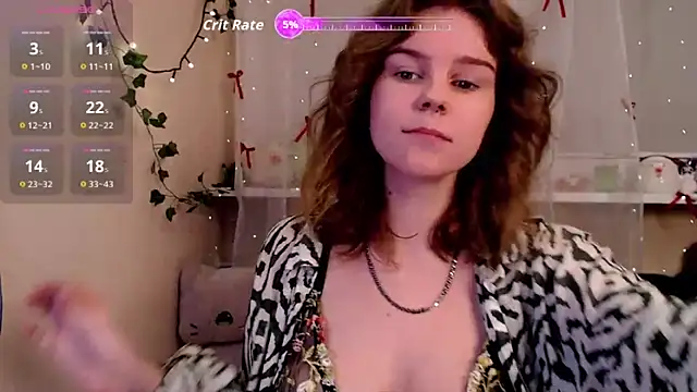 Snapshot of Moona_xx chatting on December 18, 7:29 pm Moona xx online show from December 18, 7:29 pm