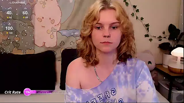 Moona xx online show from May 8, 10:35 pm