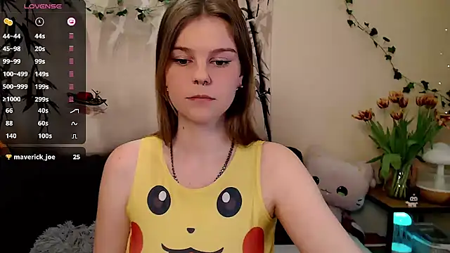 Snapshot of Moona_xx chatting on March 22, 8:04 pm Moona xx online show from March 22, 8:04 pm