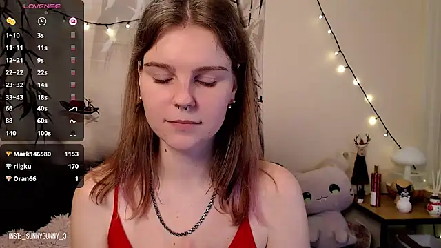 Snapshot of Moona_xx chatting on January 23, 12:25 am Moona xx online show from January 23, 12:25 am