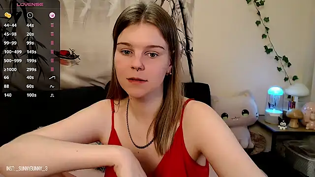 Snapshot of Moona_xx chatting on March 9, 11:03 pm Moona xx online show from March 9, 11:03 pm