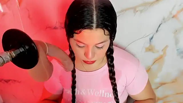 hade cute online show from March 26, 2:59 pm