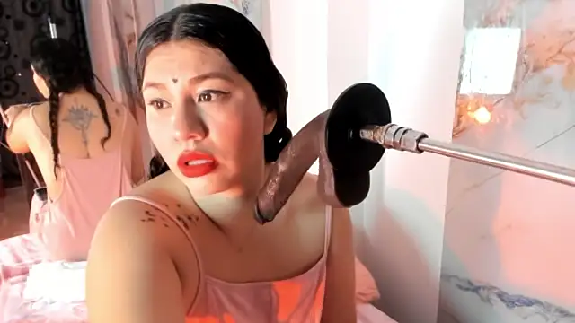 hade cute online show from June 1, 3:22 pm