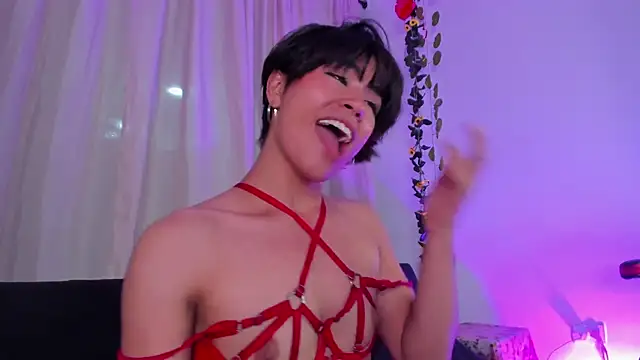 Little michell online show from October 22, 1:49 am