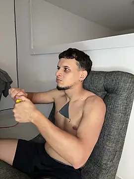 ArturoDelgado1 online show from March 25, 3:00 pm