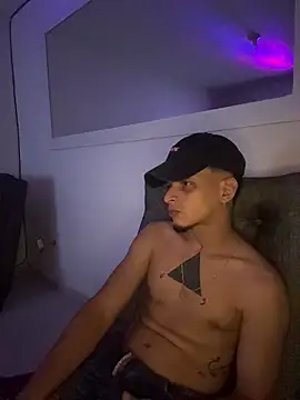 ArturoDelgado1 online show from March 28, 4:24 am