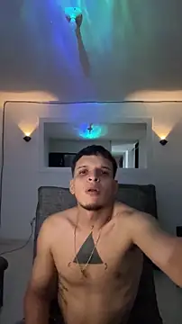 ArturoDelgado1 online show from April 15, 1:22 am