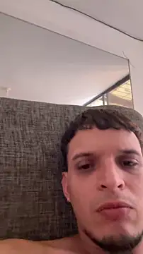 ArturoDelgado1 online show from April 22, 3:41 pm