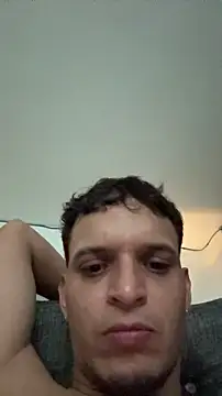 ArturoDelgado1 online show from April 16, 12:44 am