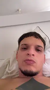 Snapshot of ArturoDelgado1 chatting on April 30, 4:14 pm ArturoDelgado1 online show from April 30, 4:14 pm