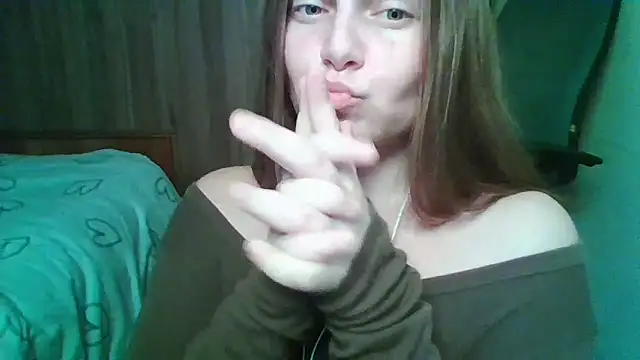 Evasapples online show from February 18, 10:06 pm