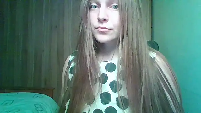 Evasapples online show from February 8, 5:54 pm