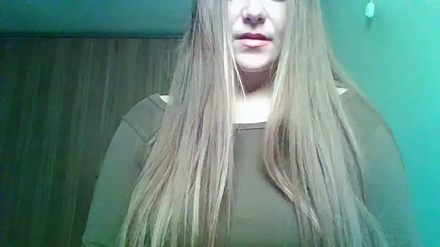 Evasapples online show from March 21, 9:51 pm