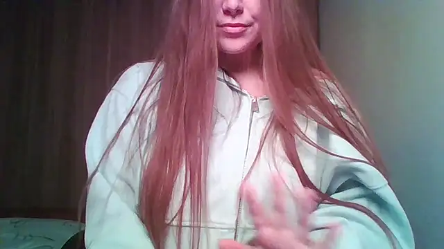 Evasapples online show from April 21, 7:53 pm