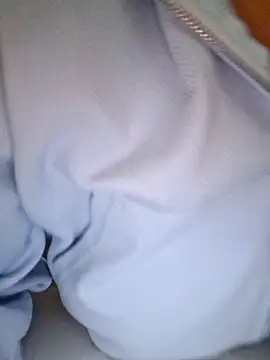 Snapshot of Evasapples chatting on November 9, 1:04 pm Evasapples online show from November 9, 1:04 pm