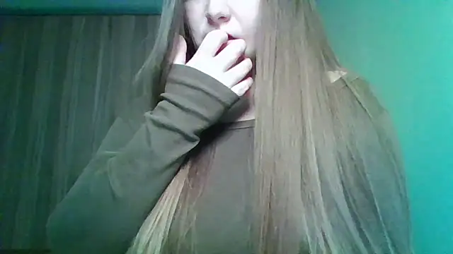 Evasapples online show from March 25, 12:33 am