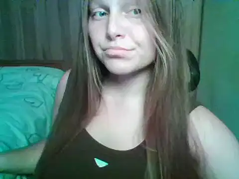 Snapshot of Evasapples chatting on October 17, 9:49 pm Evasapples online show from October 17, 9:49 pm
