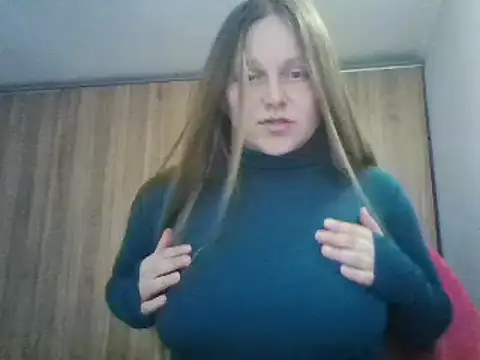 Snapshot of Evasapples chatting on March 2, 3:41 pm Evasapples online show from March 2, 3:41 pm