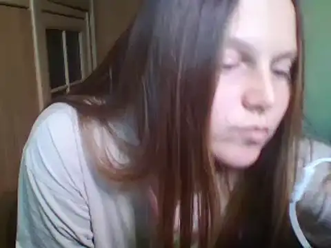 Snapshot of Evasapples chatting on February 11, 11:09 am Evasapples online show from February 11, 11:09 am