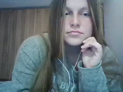 Snapshot of Evasapples chatting on March 21, 4:51 pm Evasapples online show from March 21, 4:51 pm