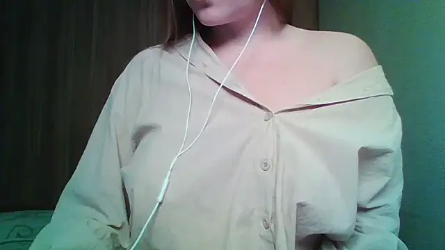 Evasapples online show from April 9, 8:37 pm