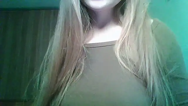 Evasapples online show from March 4, 10:28 pm