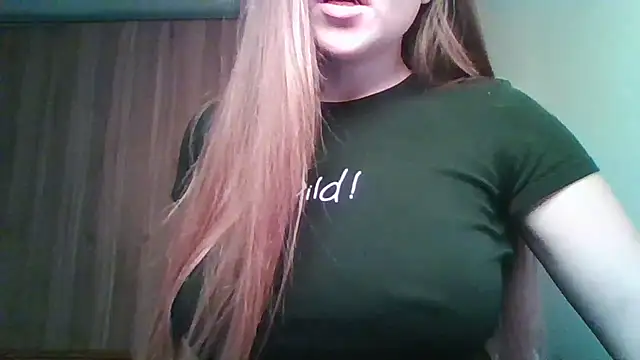 Evasapples online show from February 5, 6:04 pm