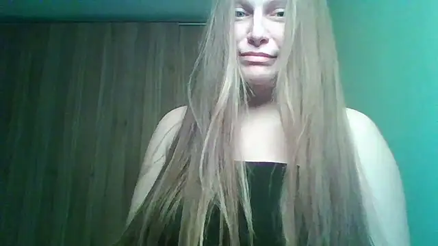 Evasapples online show from February 12, 10:20 pm