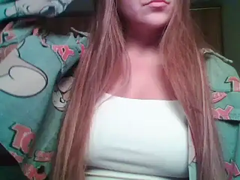 Snapshot of Evasapples chatting on October 16, 8:50 pm Evasapples online show from October 16, 8:50 pm